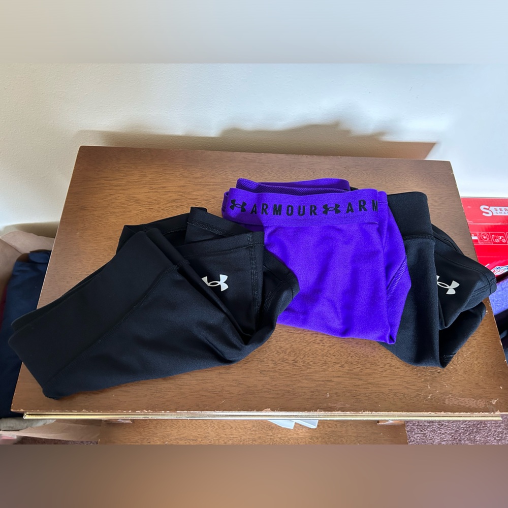 3 pairs of Under Armour Spandex
